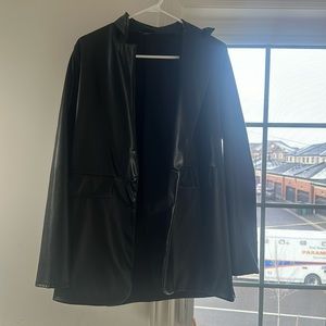 PRETTY LITTLE THING BLACK PLEATHER JACKET WITH FAUX POCKETS